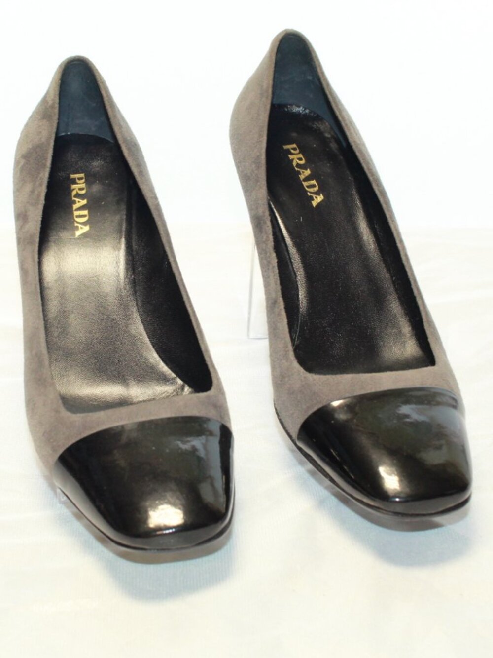 Prada Size 10 / 41 Gray Suede W Black Patent Cap Square Toe Heels Pumps - 9623